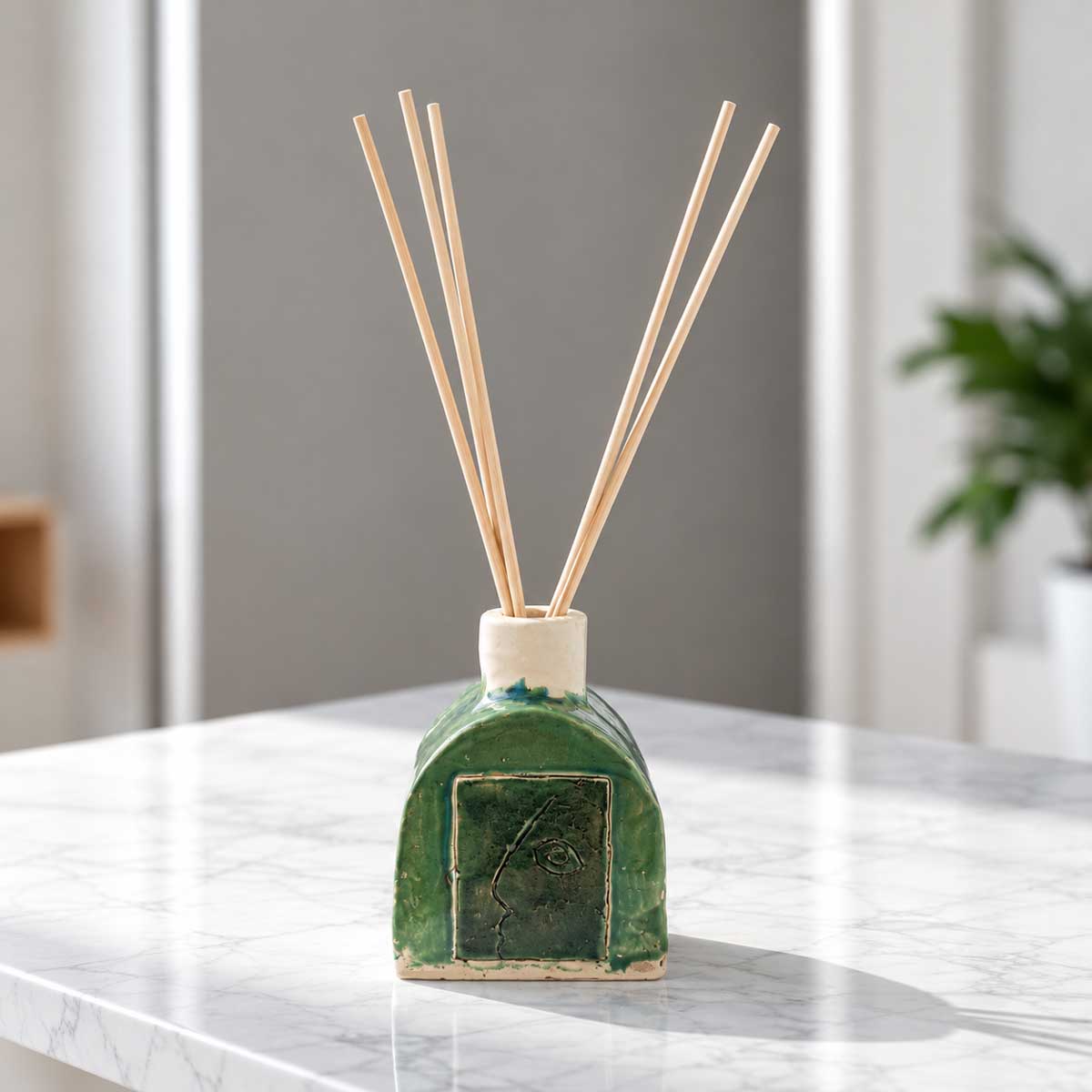 Color Pop Handmade Ceramic Reed Diffuser, Lush fragrance, 100ml